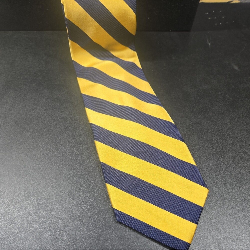 Chaps Ralph Lauren Silkl Neck Tie Blue Yellow Stripe Heritage USA 56.75